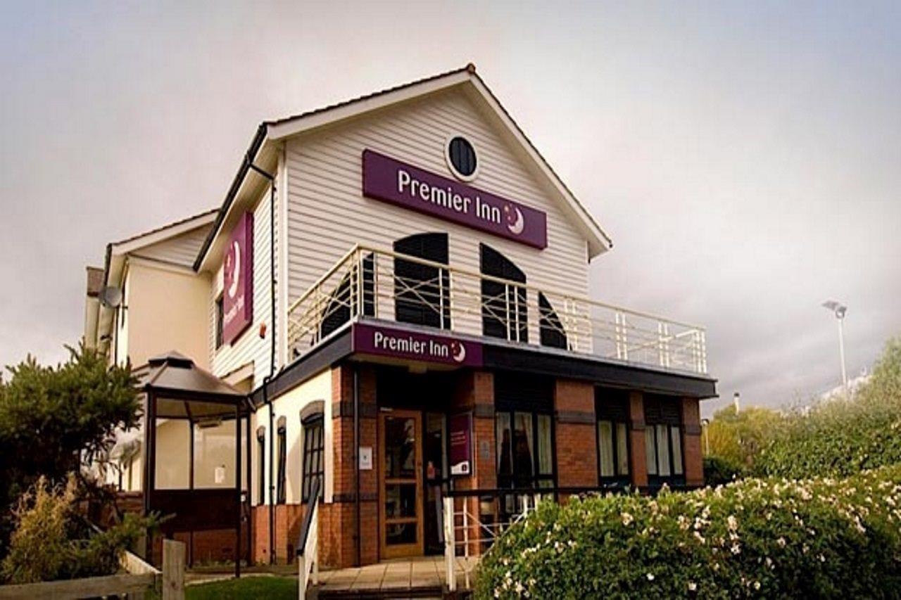 Premier Inn Warrington Centre Exterior foto