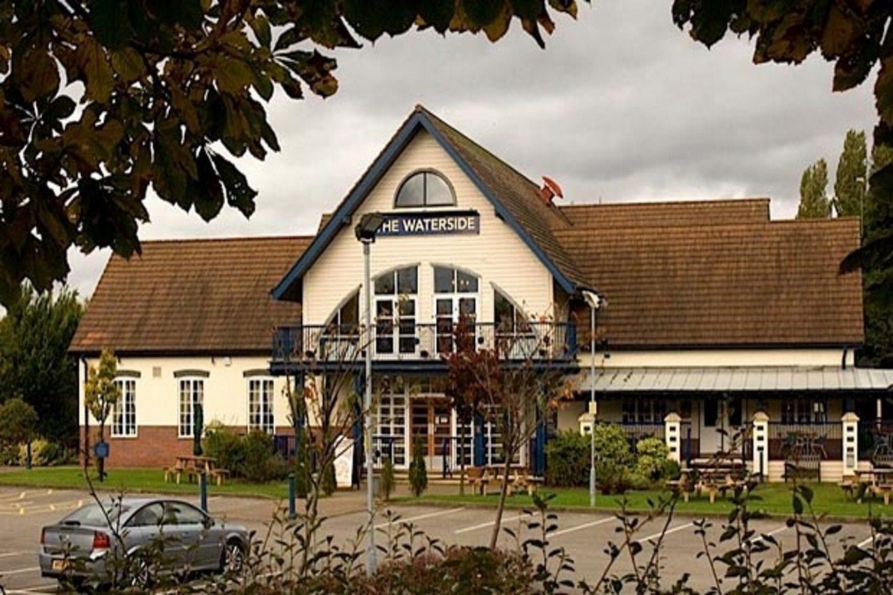 Premier Inn Warrington Centre Exterior foto